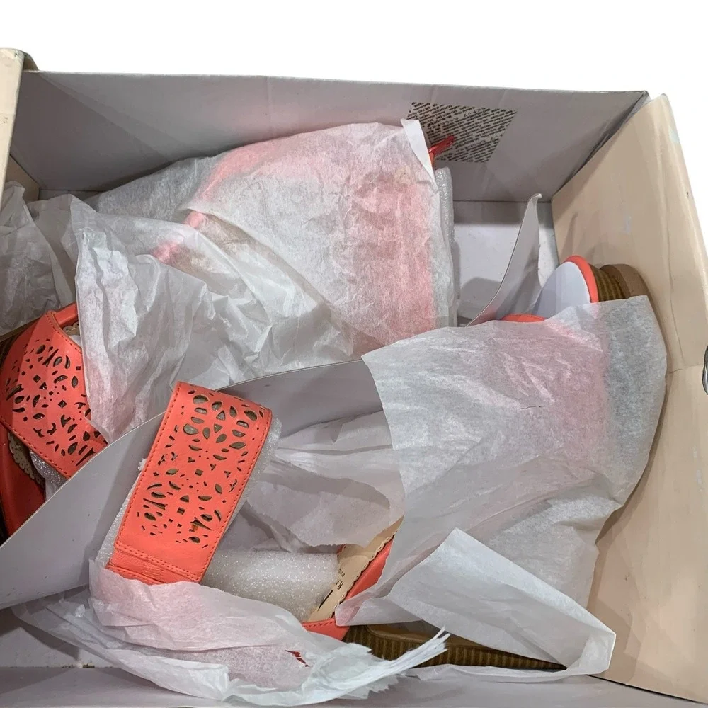 Madison by‎ Shoedazzle Gloria Coral Stiletto Heels Sandals Size 8 Ankle Strap